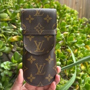 𝓛𝓞𝓤𝓘𝓢 𝓥𝓤𝓘𝓣𝓣𝓞𝓝 Monogram Etui Lunette Rabat eyeglasses case
